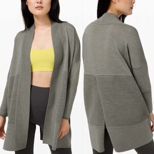Lululemon Sit In Lotus Wrap II in Heathered Grey Sage